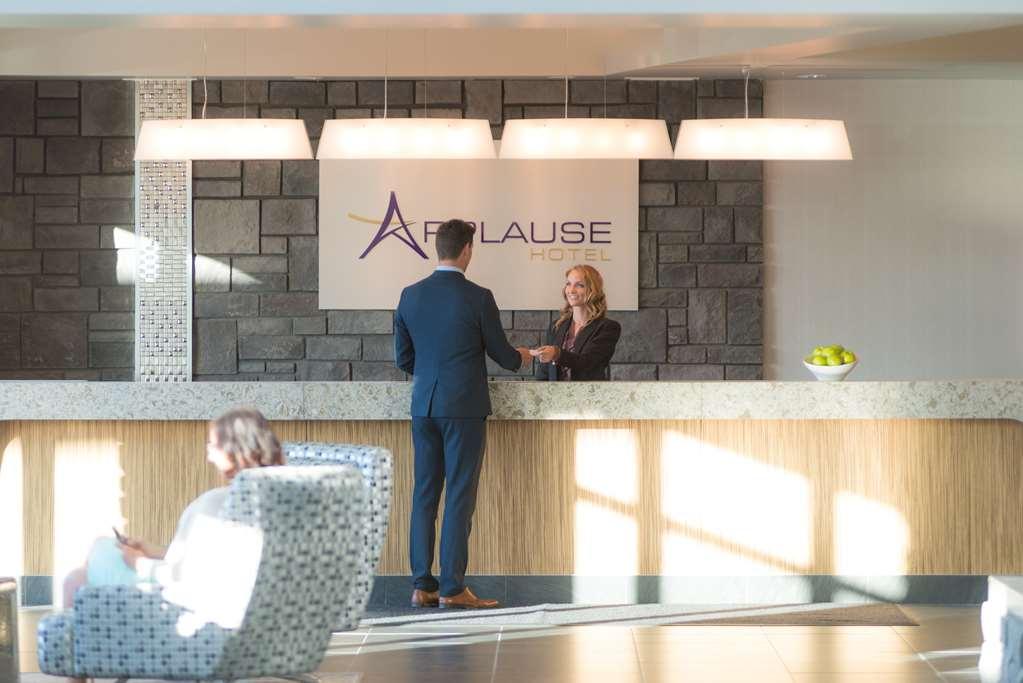 Applause Hotel Calgary Airport By Clique Esterno foto